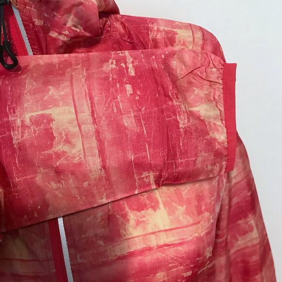 ASICS NWT Packable Lightweight Jacket Women XS - Picture 4 of 16